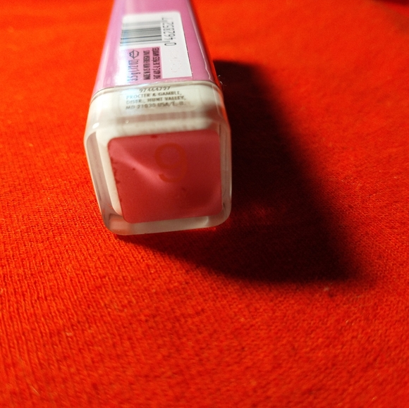 Lipstick - Picture 2 of 3